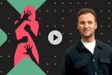 Links ist eine Illustration einer Silhouette in rot von hinten, auf der vier Arme in Anlehnung an Gewaltgesten gezeigt sind. Rechts sieht man Leon Windscheid, den Moderator der Folge. 