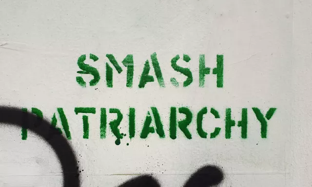 Gesprayter Text ind Grün: